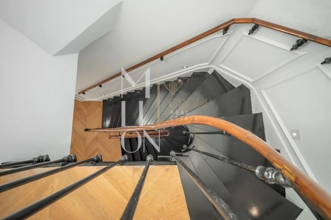 Moradia T6 para Venda em Agualva e Mira-Sintra Foto 45