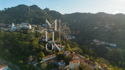 Moradia T6 para Venda em Agualva e Mira-Sintra