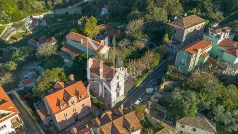 Moradia T6 para Venda em Agualva e Mira-Sintra