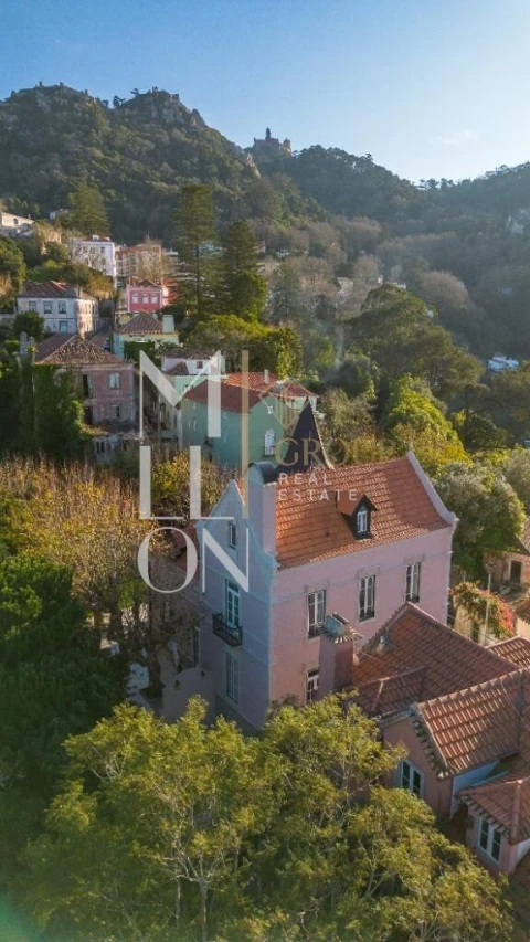Moradia T6 para Venda em Agualva e Mira-Sintra
