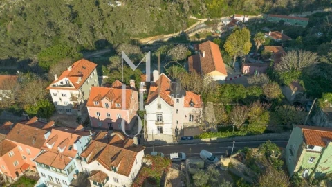 Moradia T6 para Venda em Agualva e Mira-Sintra