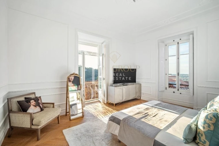 Moradia T6 para Venda em Agualva e Mira-Sintra Foto 32