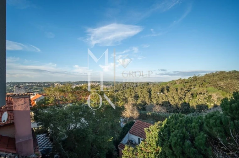 Moradia T6 para Venda em Agualva e Mira-Sintra Foto 86