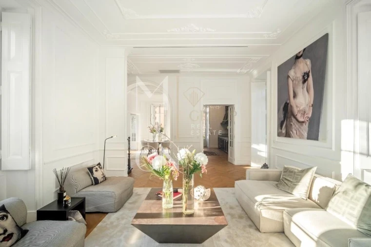 Moradia T6 para Venda em Agualva e Mira-Sintra Foto 13