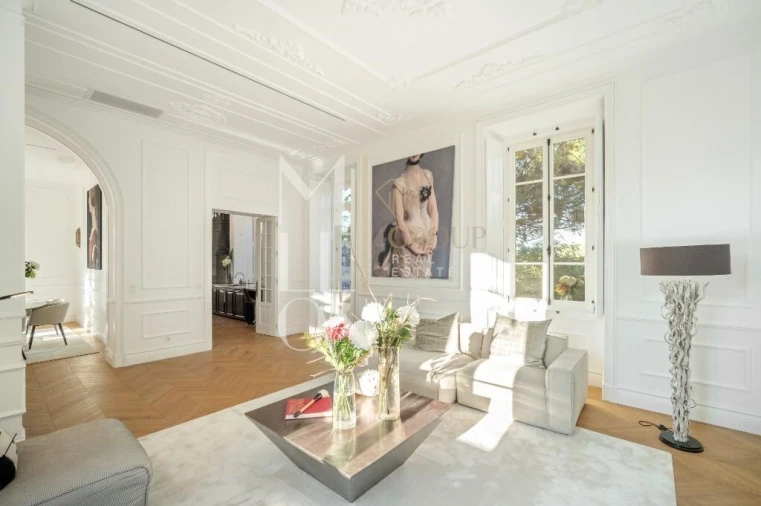 Moradia T6 para Venda em Agualva e Mira-Sintra Foto 18