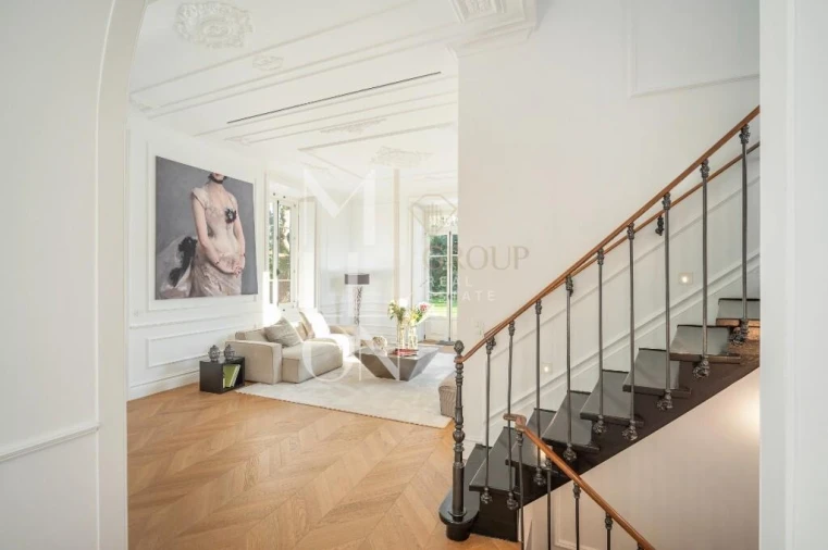 Moradia T6 para Venda em Agualva e Mira-Sintra Foto 6