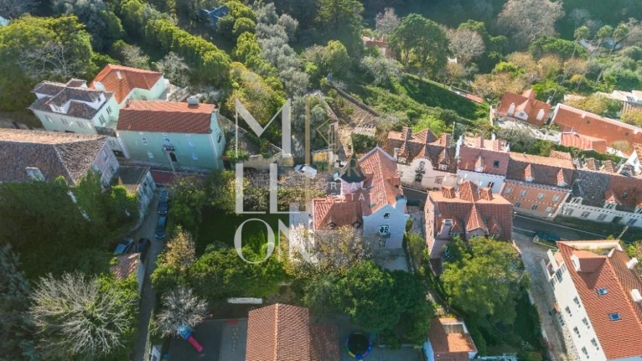 Moradia T6 para Venda em Agualva e Mira-Sintra Foto 88