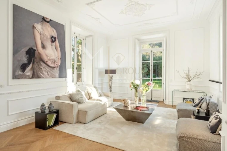 Moradia T6 para Venda em Agualva e Mira-Sintra Foto 10