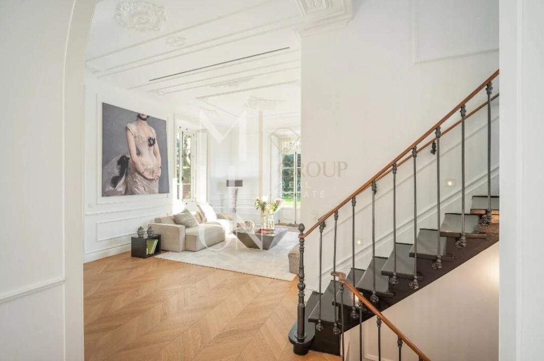 Moradia T6 para Venda em Agualva e Mira-Sintra Foto 6