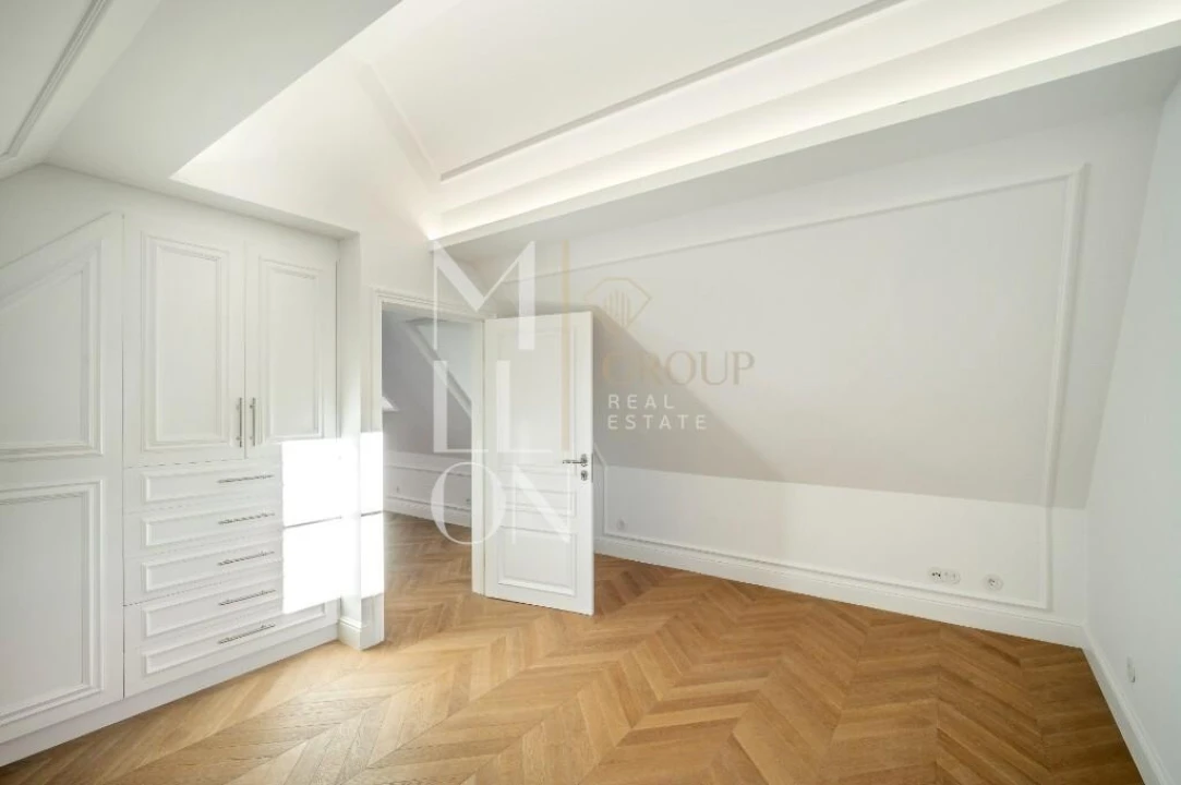 Moradia T6 para Venda em Agualva e Mira-Sintra Foto 54