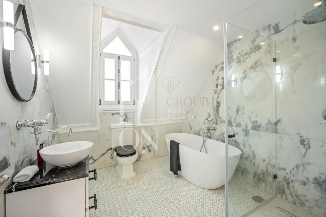 Moradia T6 para Venda em Agualva e Mira-Sintra Foto 49