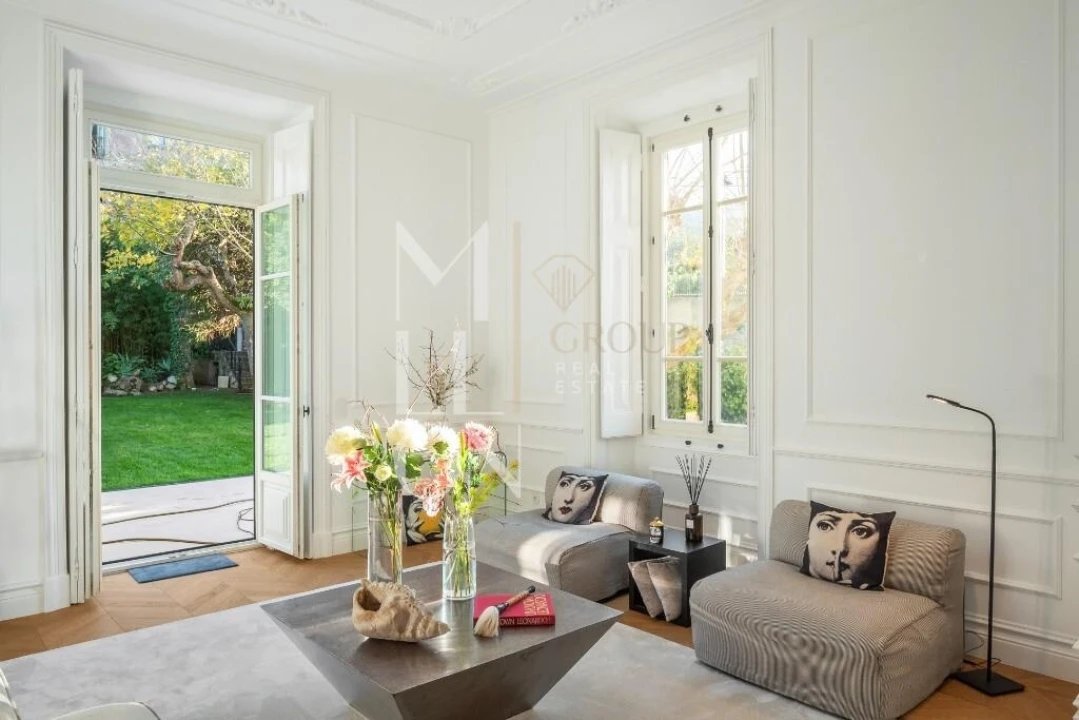 Moradia T6 para Venda em Agualva e Mira-Sintra Foto 2