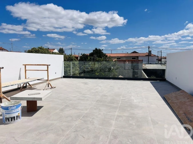 Moradia T3 para Venda em Benfica do Ribatejo Foto 17