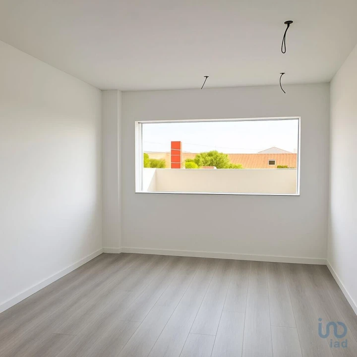 Moradia T3 para Venda em Benfica do Ribatejo Foto 12