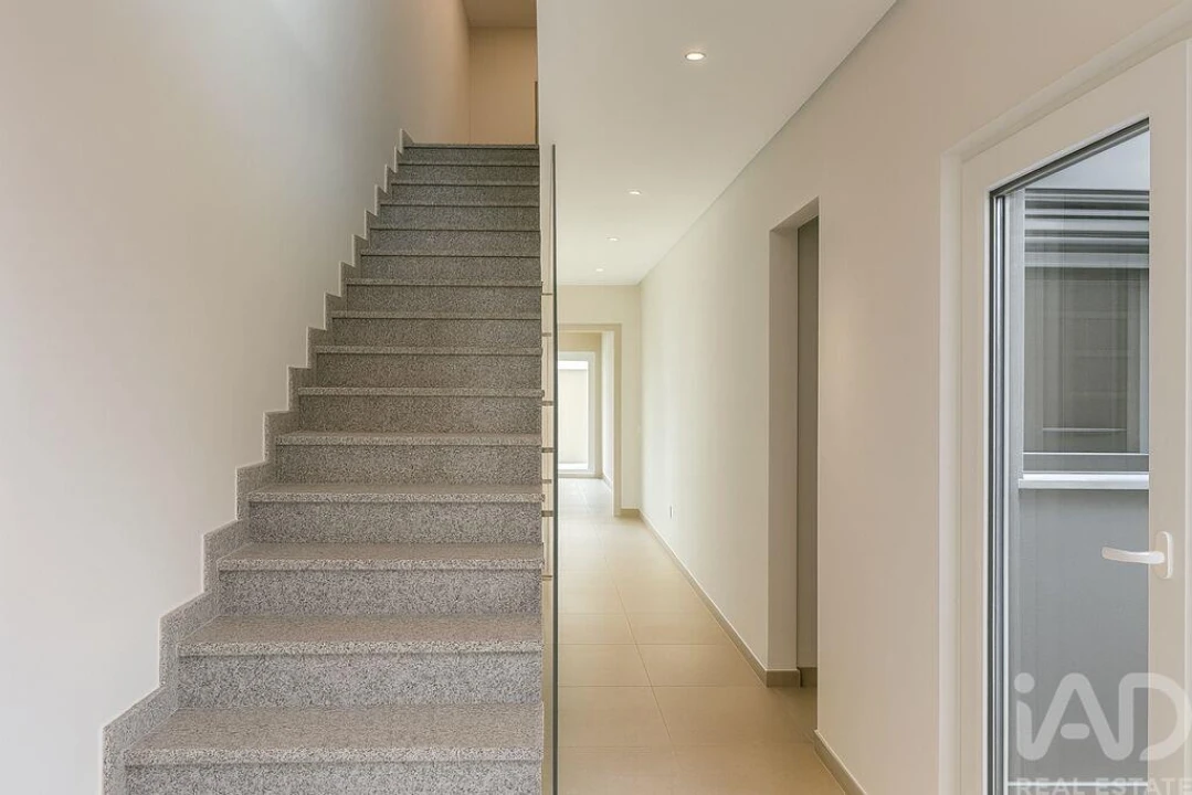 Moradia T3 para Venda em Benfica do Ribatejo Foto 19