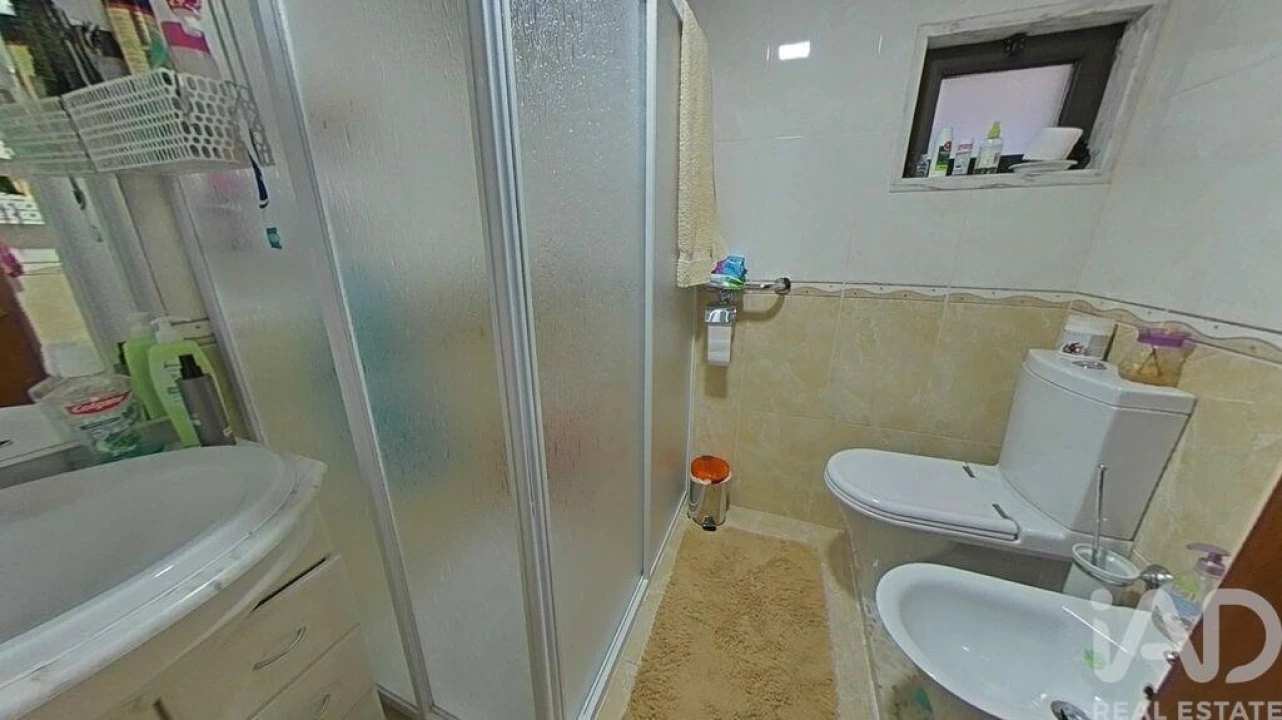 Moradia T4 para Venda em Alvares Foto 15