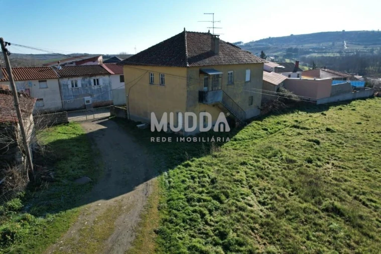 Quinta T3 para Venda em Nogueira Foto 8