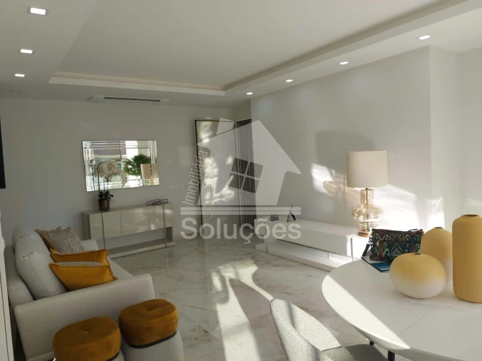 Apartamento T4 para Venda em Lagos (São Sebastião e Santa Maria) Foto 14