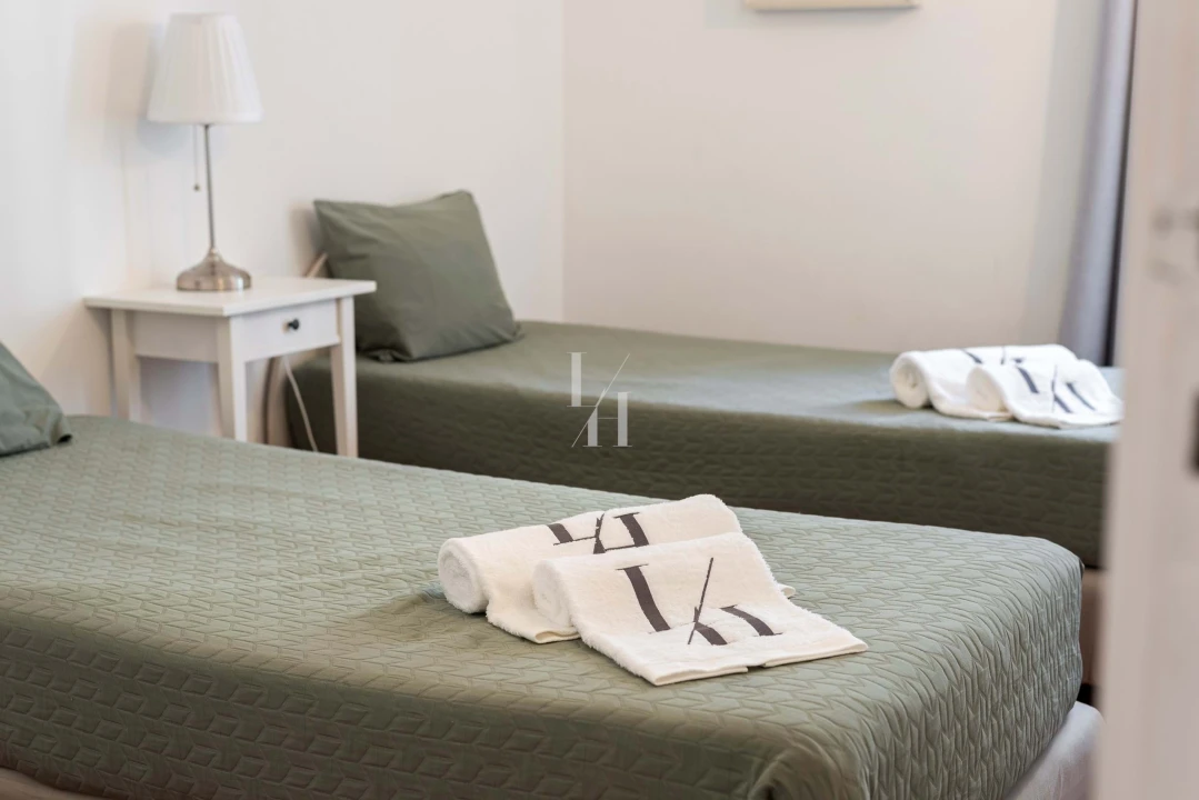 Apartamento T2 para Arrendamento férias em Quarteira Foto 24