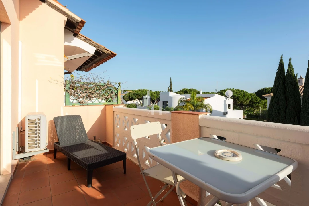 Apartamento T2 para Arrendamento férias em Quarteira Foto 20