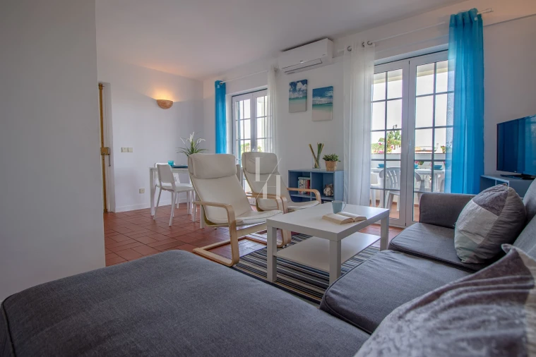 Apartamento T2 para Arrendamento férias em Quarteira Foto 6