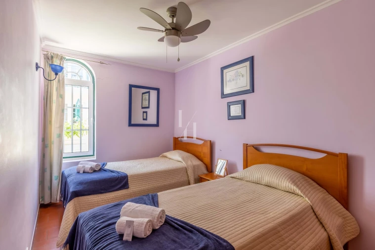 Apartamento T2 para Arrendamento férias em Quarteira Foto 14