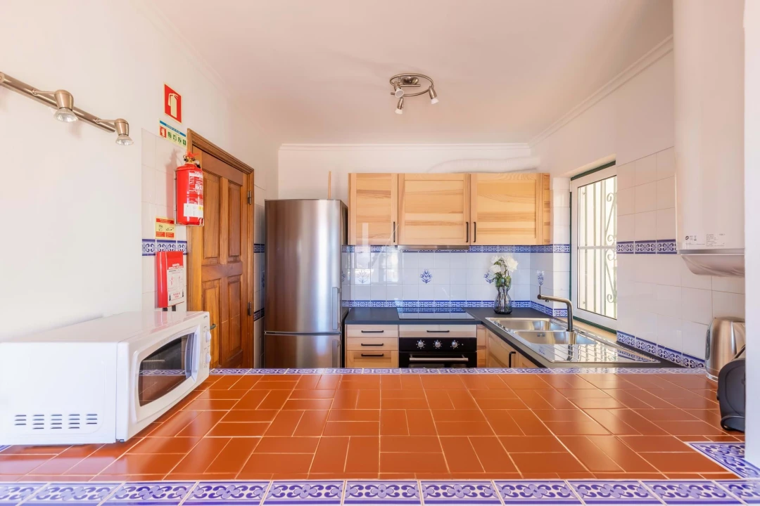 Apartamento T2 para Arrendamento férias em Quarteira Foto 10