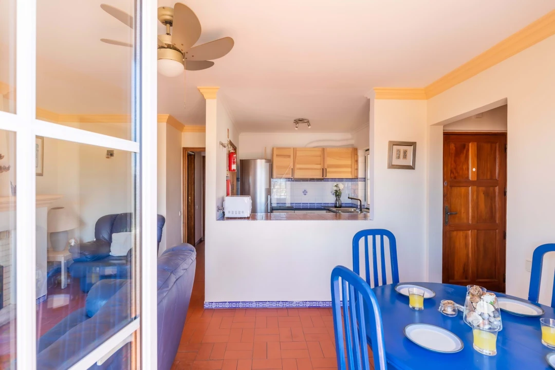 Apartamento T2 para Arrendamento férias em Quarteira Foto 7