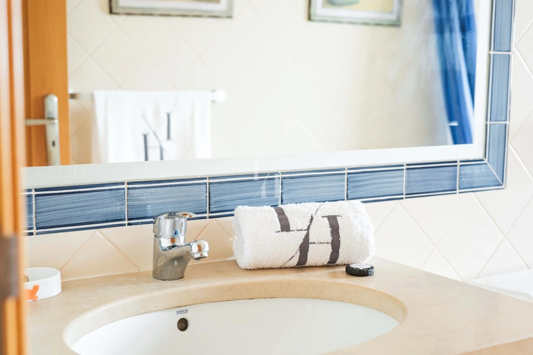 Apartamento T1 para Arrendamento férias em Quarteira Foto 19