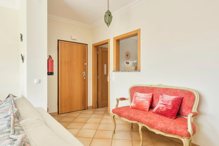 Apartamento T1 para Arrendamento férias em Quarteira Foto 2