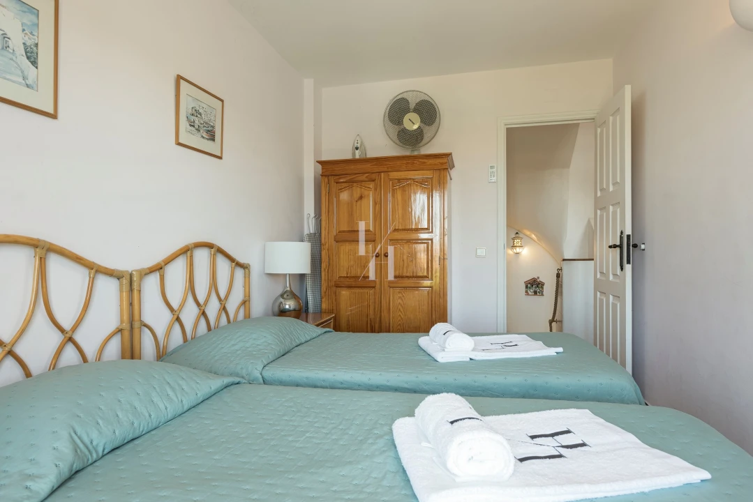 Apartamento T2 para Arrendamento férias em Quarteira Foto 22