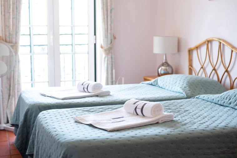 Apartamento T2 para Arrendamento férias em Quarteira Foto 23