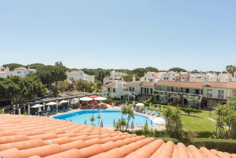 Apartamento T2 para Arrendamento férias em Quarteira Foto 26