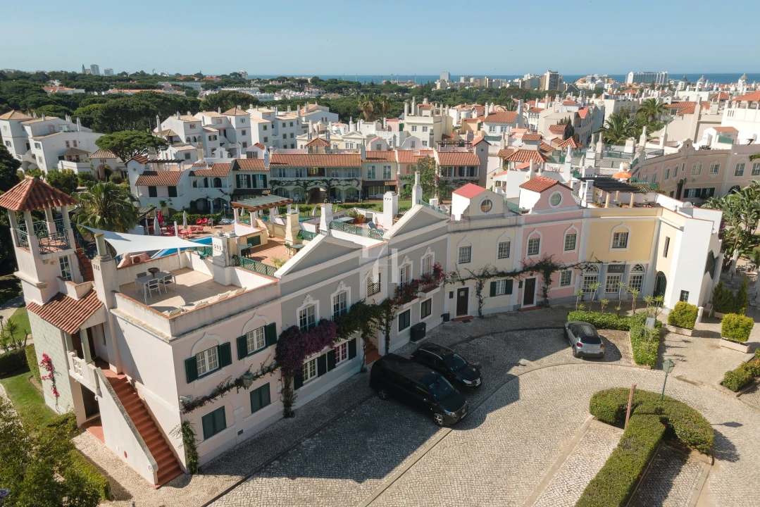 Apartamento T2 para Arrendamento férias em Quarteira Foto 29
