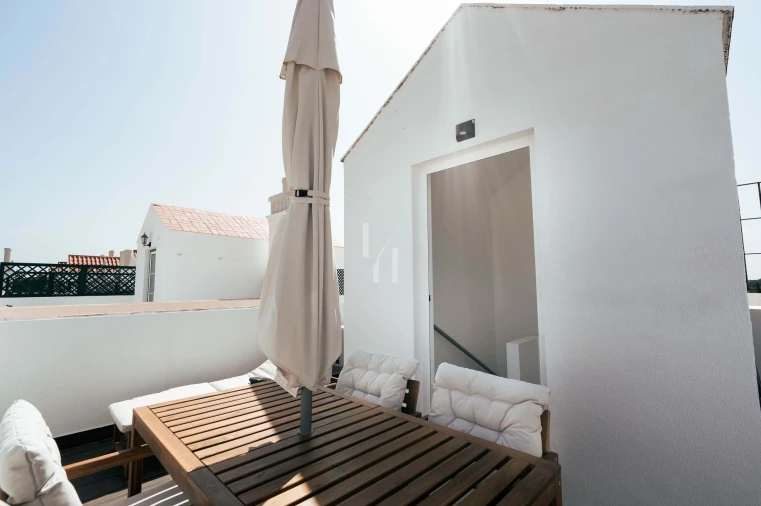 Apartamento T2 para Arrendamento férias em Quarteira Foto 35