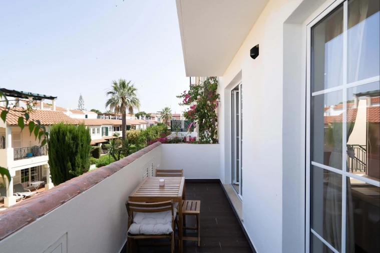 Apartamento T2 para Arrendamento férias em Quarteira Foto 5