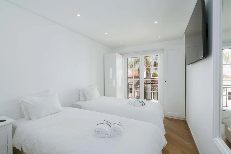 Apartamento T2 para Arrendamento férias em Quarteira Foto 14