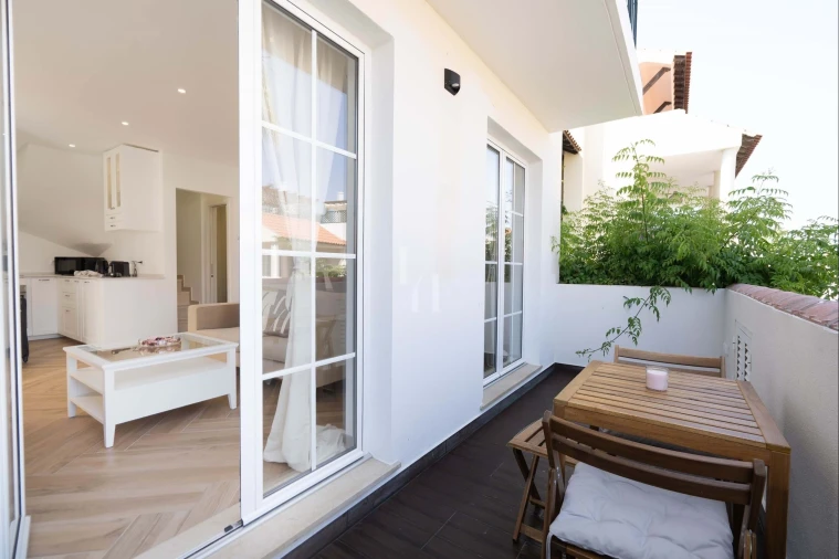 Apartamento T2 para Arrendamento férias em Quarteira Foto 3