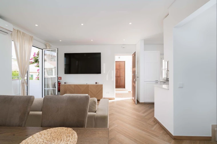 Apartamento T2 para Arrendamento férias em Quarteira Foto 27