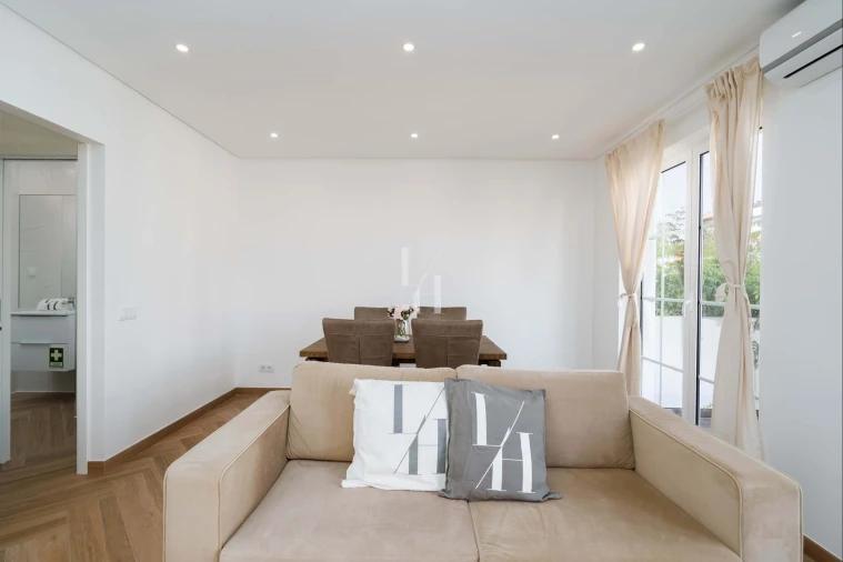 Apartamento T2 para Arrendamento férias em Quarteira Foto 26