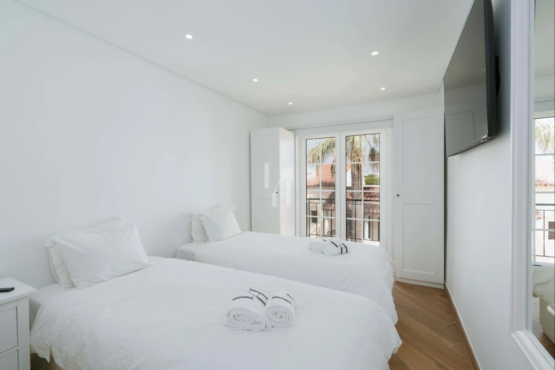 Apartamento T2 para Arrendamento férias em Quarteira Foto 14