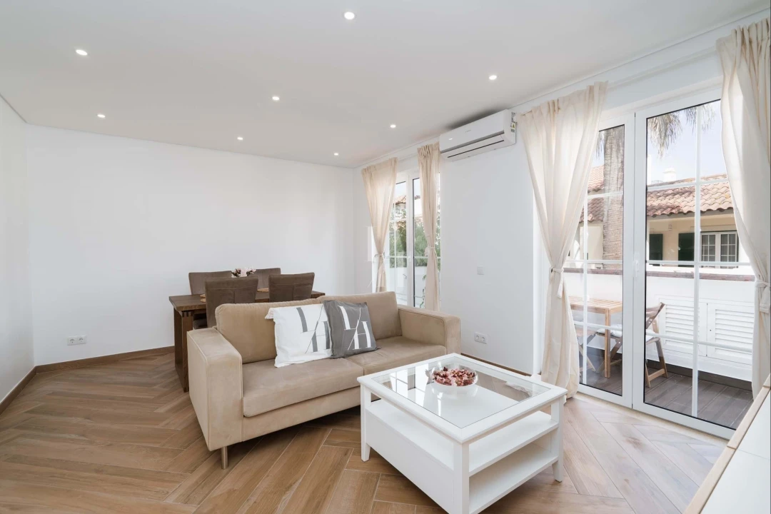 Apartamento T2 para Arrendamento férias em Quarteira Foto 2