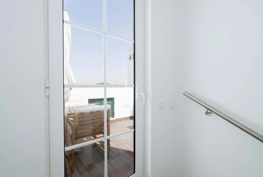 Apartamento T2 para Arrendamento férias em Quarteira Foto 36