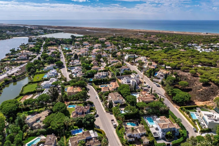 Moradia T5 para Venda em Almancil Foto 10