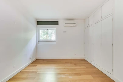 Moradia T4 para Arrendamento em Cascais e Estoril