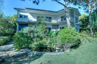 Moradia T4 para Arrendamento em Cascais e Estoril