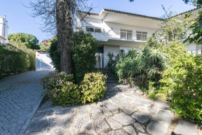 Moradia T4 para Arrendamento em Cascais e Estoril