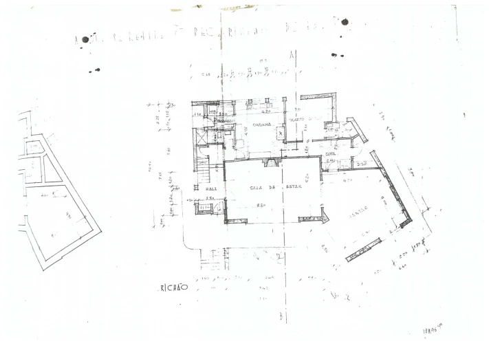 Moradia T4 para Arrendamento em Cascais e Estoril Planta 1
