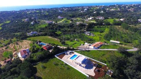 Moradia T4 para Venda em Lagoa e Carvoeiro
