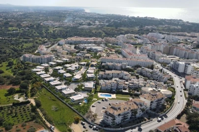 Terreno para Venda em Albufeira e Olhos de Água